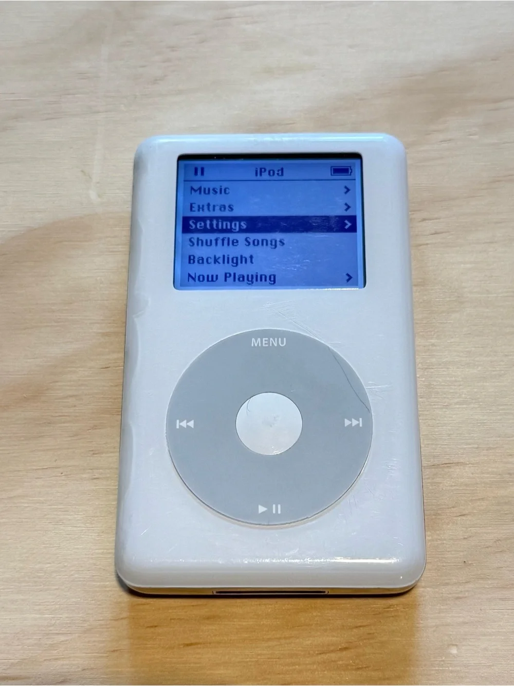 iPod Classic 4thGen 20GB Wht Model:A1059 Tested Good Battery 10-12hr w/3600Song!